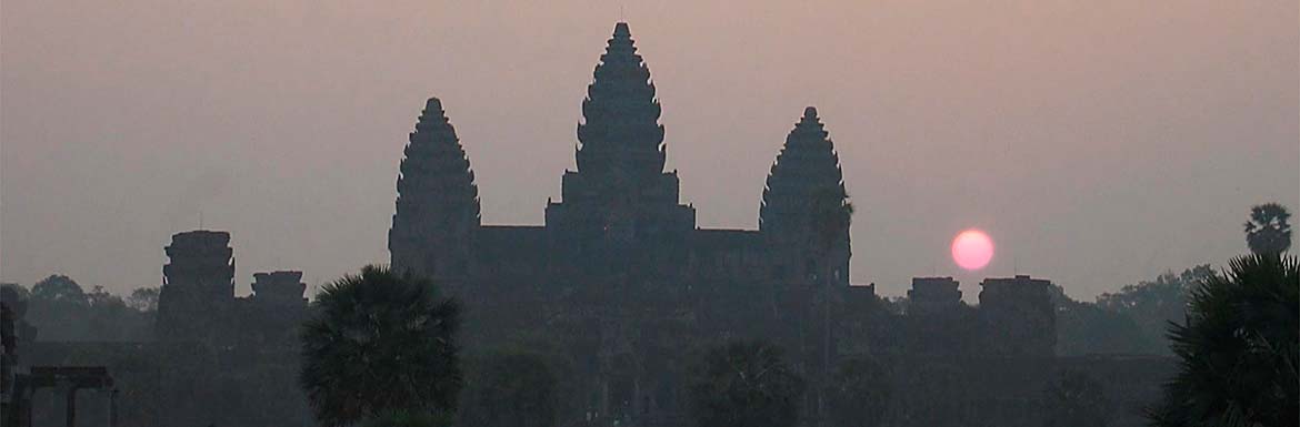 Coucher de soleil sur Angkor-Vat